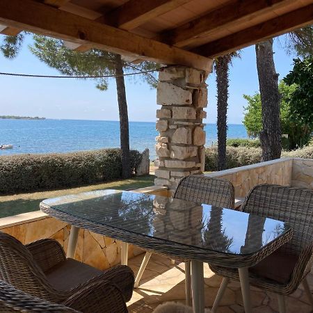 Karigador Beach House Екстер'єр фото