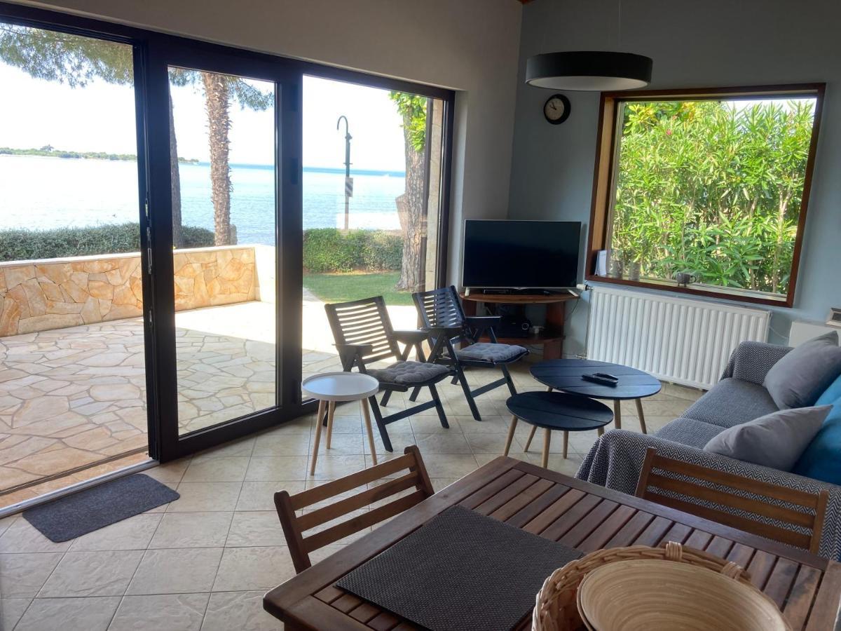 Karigador Beach House Екстер'єр фото